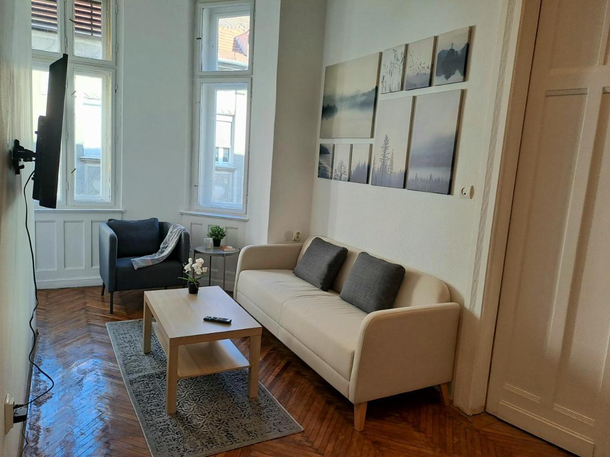 Emerald Apartment Budapest Exterior photo