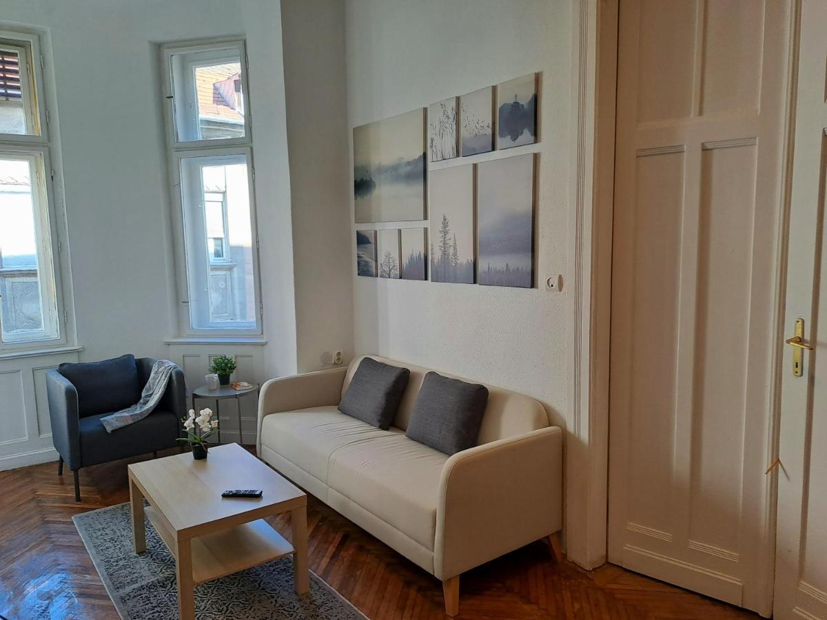 Emerald Apartment Budapest Exterior photo