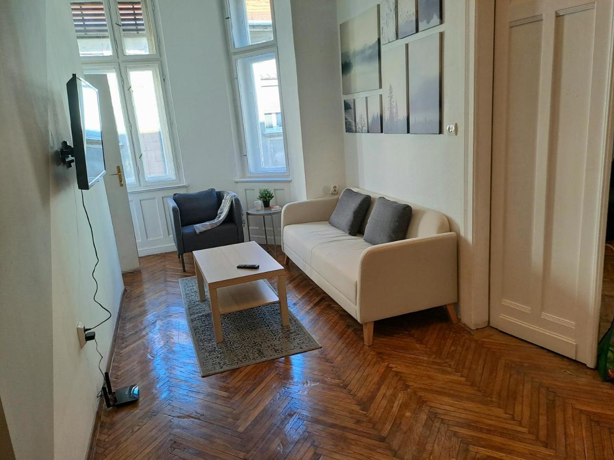 Emerald Apartment Budapest Exterior photo